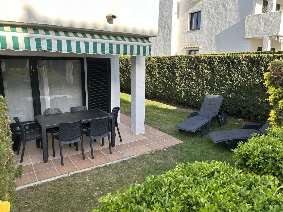 Appartement 2 chambres, jardin privé et piscine à Pals - Photo 7