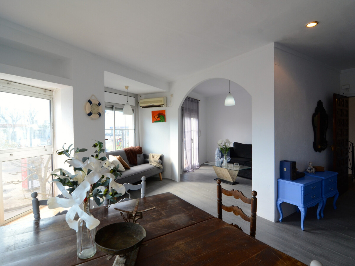 Appartement 6 pers. à L'Escala, cuisine aménagée et climatisation - Photo 6