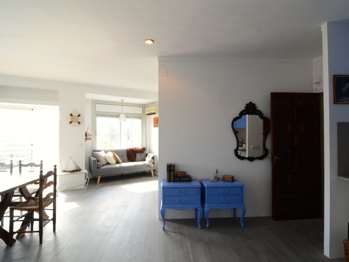 Appartement 6 pers. à L'Escala, cuisine aménagée et climatisation - Photo 9