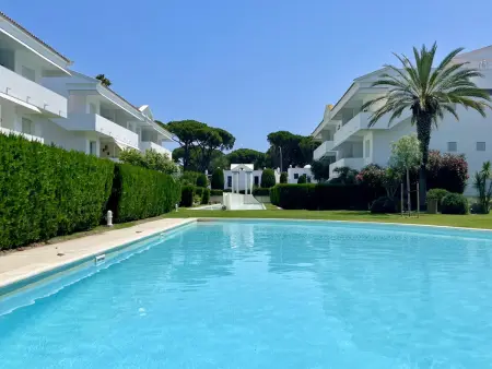 Location appartement à Pals, Appartement rez-de-chaussée avec jardin et piscine à Pals