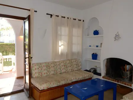 Maison 6 personnes à Pals avec piscine collective : photo 8