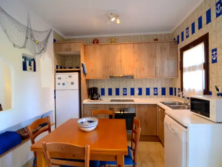 Maison 6 personnes à Pals avec piscine collective : photo 11