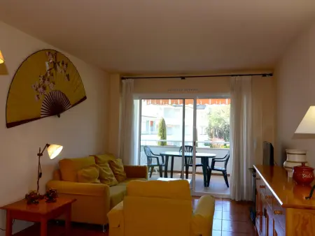 Appartement 70m² à Pals, 2 ch., piscine + golf à 150m : photo 3