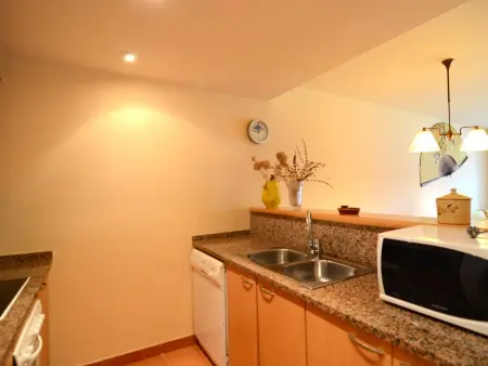 Appartement 70m² à Pals, 2 ch., piscine + golf à 150m : photo 12