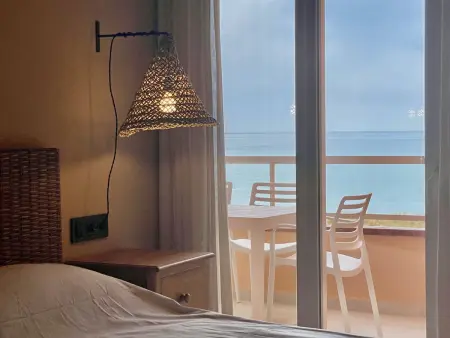 Appartement 2 chambres vue mer, première ligne plage Pals : photo 20