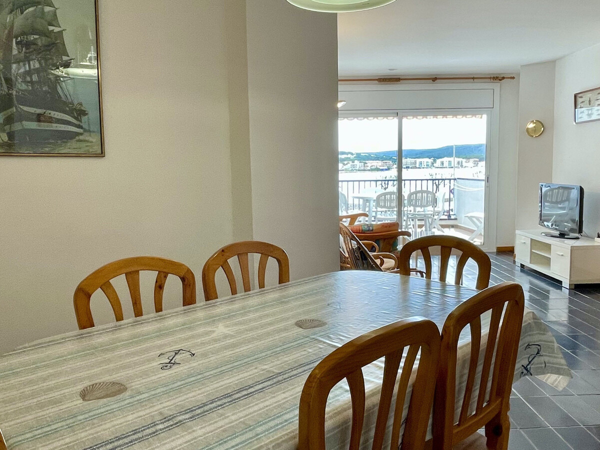 Duplex bord de mer L'Escala, 3 chambres, piscine - Photo 9