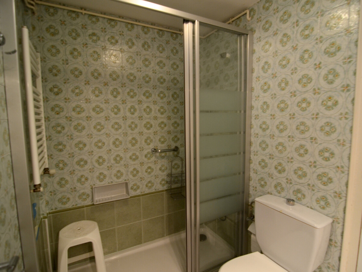 Appartement 6 pers. à L'Escala, cuisine équipée et balcon - Photo 16
