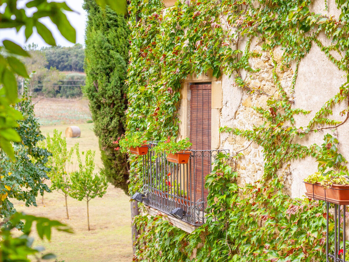 Ferme rénovée du 17ème avec piscine privée et grand jardin à Corçà, proche des plages de la Costa Brava - Photo 8
