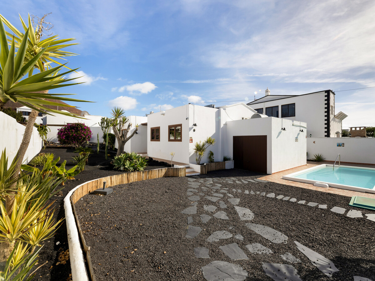 Villa Kaizen Volcano Home – Piscine chauffée à Tahiche - Photo 12