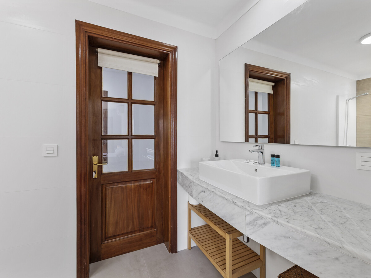 Villa 6 pers. à Tías : piscine privée et jardin 300 m² - Photo 11