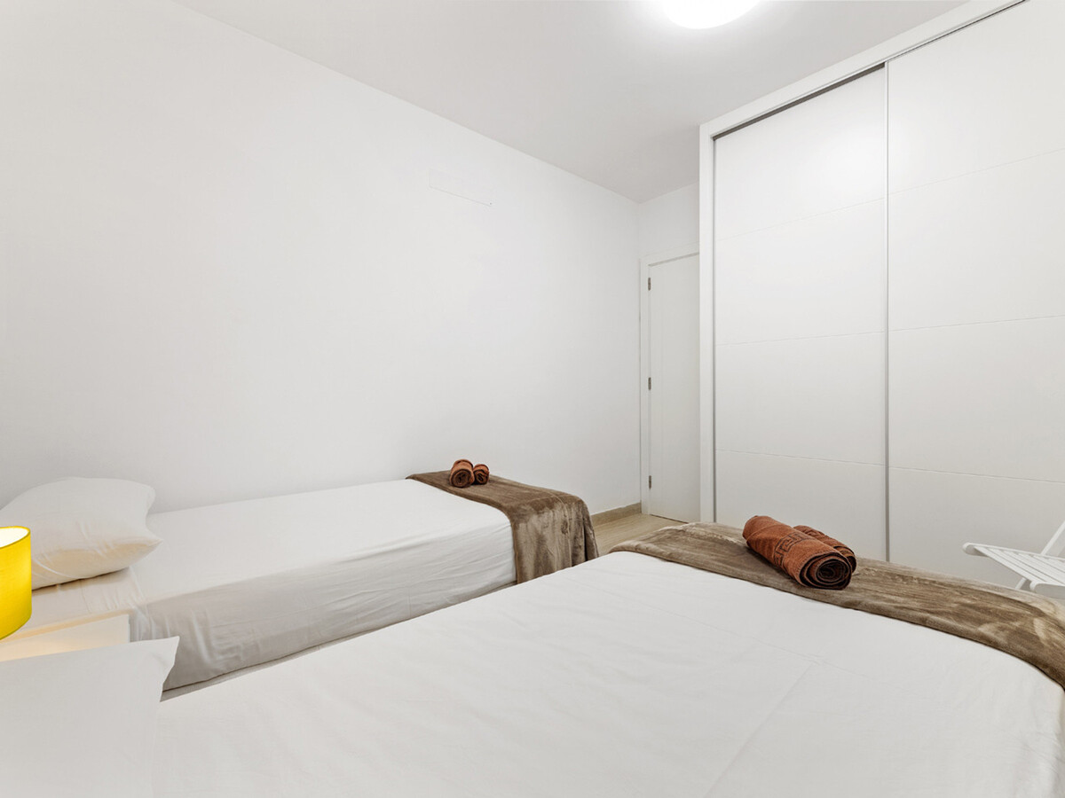 Duplex 120 m² avec vue mer à 100 m de la plage - Photo 10