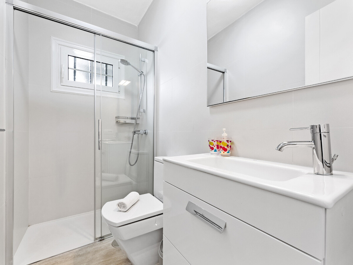 Duplex 120 m² avec vue mer à 100 m de la plage - Photo 13