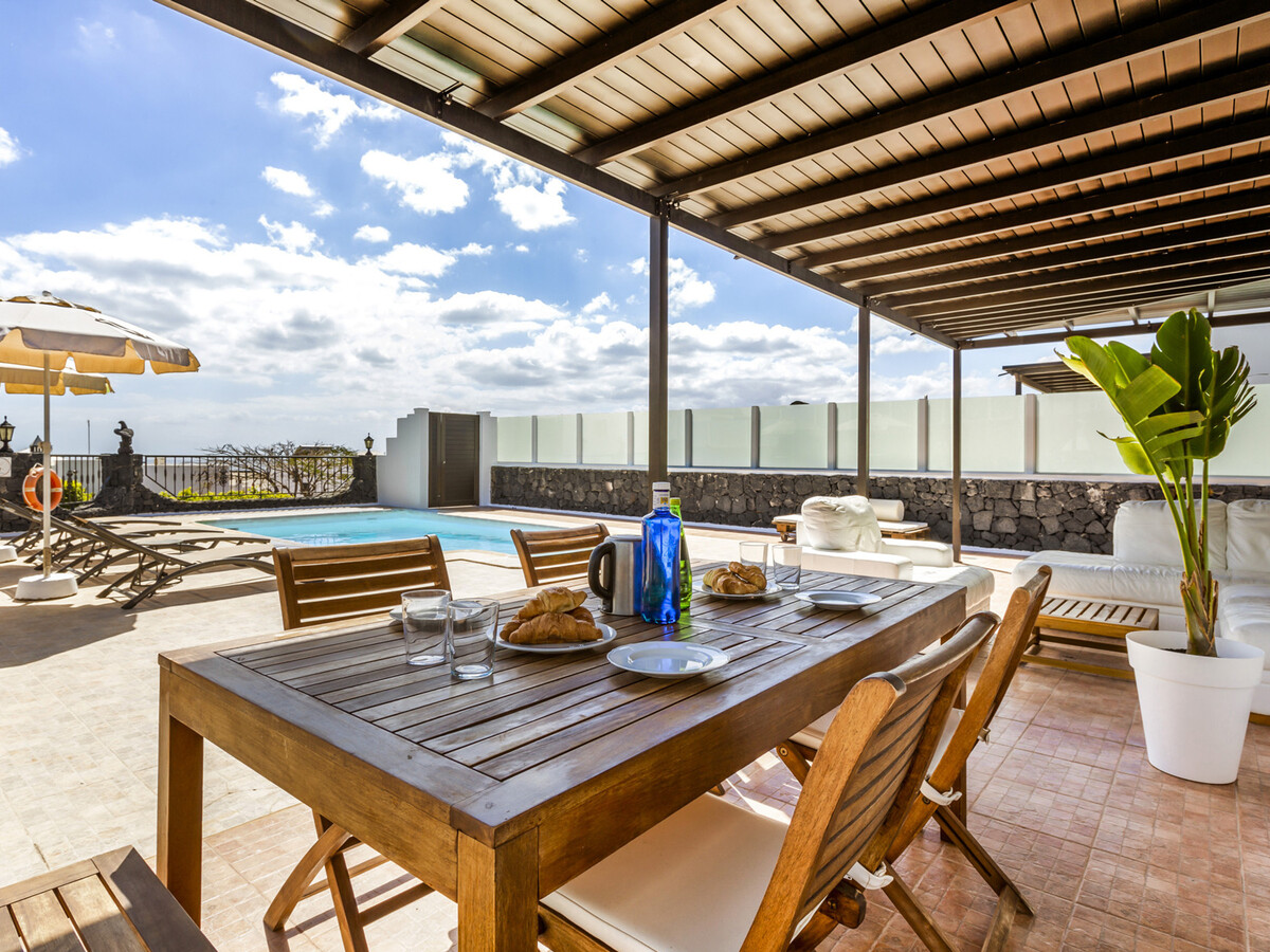 Villa 6 pers. à Tías : piscine chauffée et vue mer - Photo 2