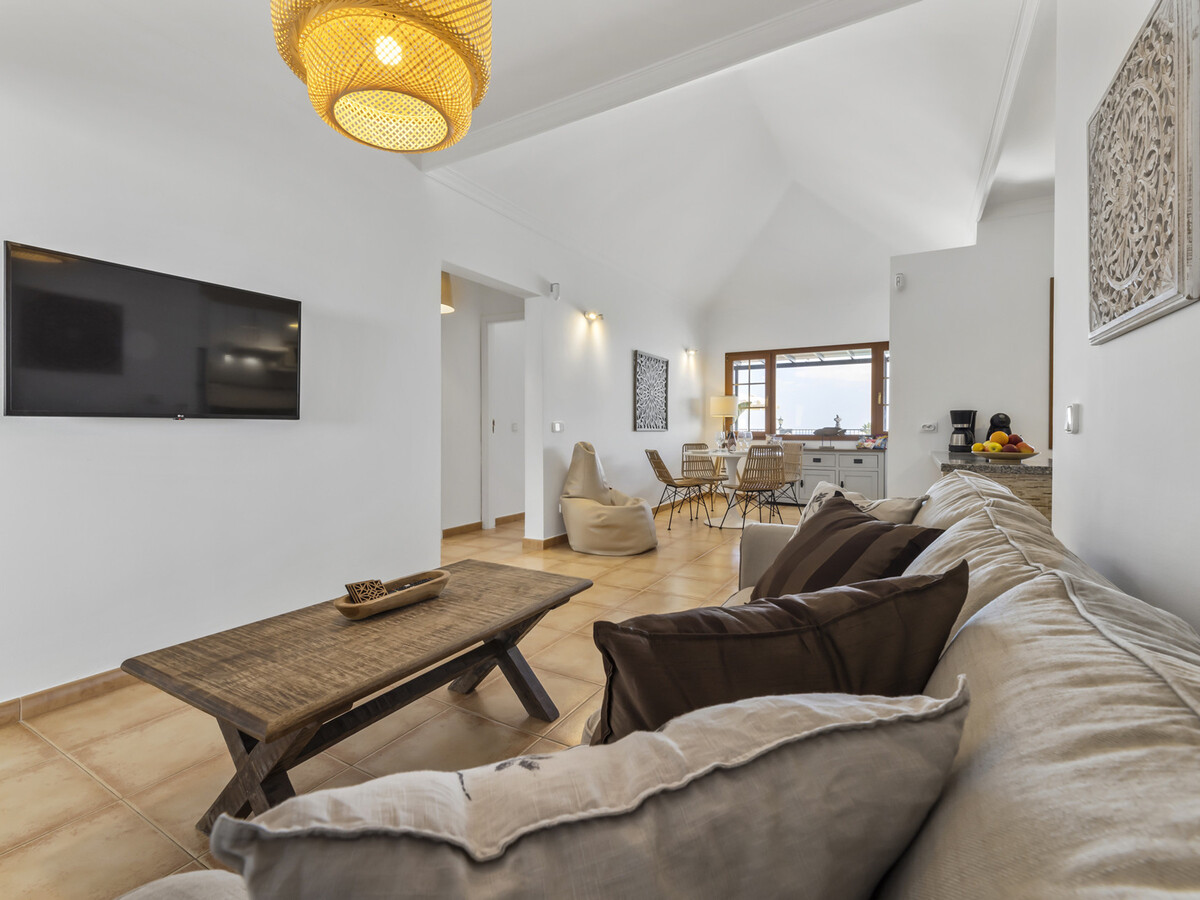 Villa 6 pers. à Tías : piscine chauffée et vue mer - Photo 4