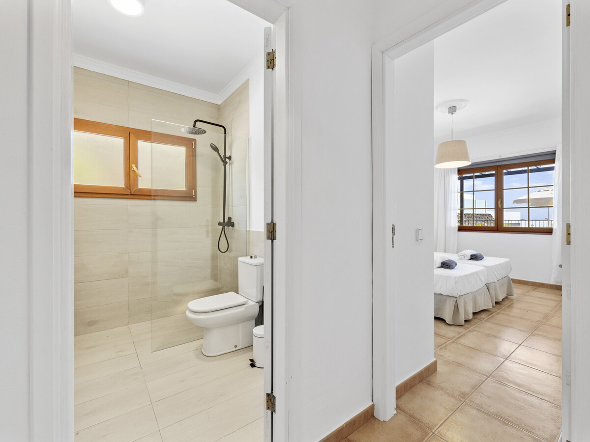 Villa 6 pers. à Tías : piscine chauffée et vue mer - Photo 13