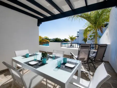 Maison 4 pers. Playa Blanca, terrasse vue mer et piscine : photo 4