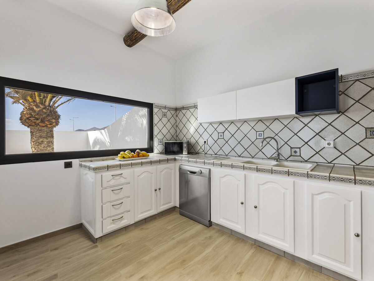 Villa Atlántico à Arrecife : 8 pers, piscine eau salée - Photo 9