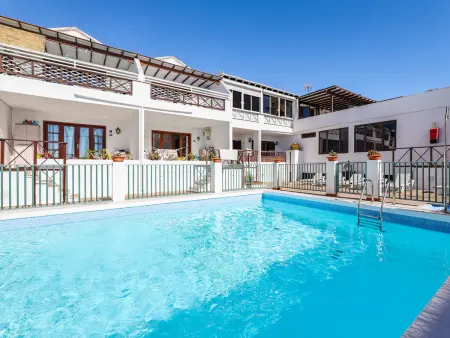 Location appartement à Puerto del Carmen, Appartement lumineux 2 chambres avec terrasse, vue piscine