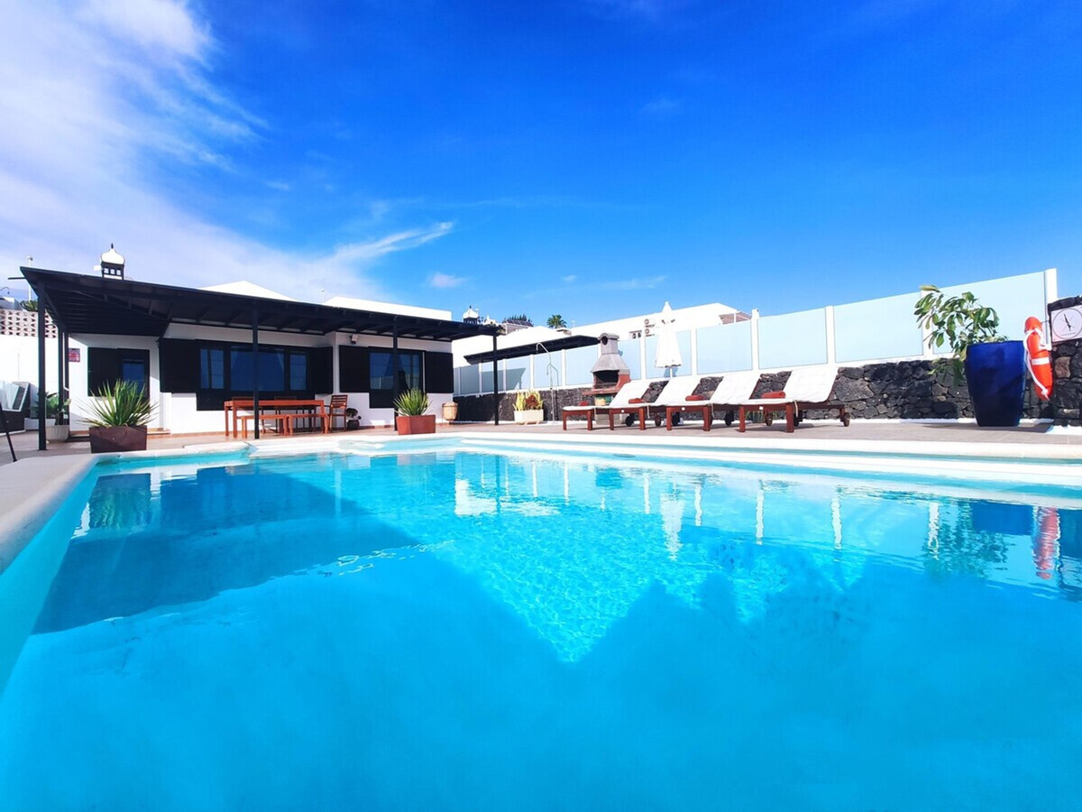 Villa 21 à Puerto del Carmen : piscine privée chauffée - Photo 1