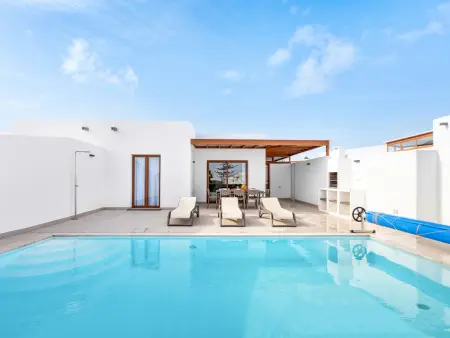 Location villa à Playa Blanca, Villa spacieuse à Playa Blanca - 4 chambres, piscine privée chauffée
