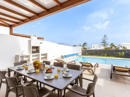 Villa 4 chambres avec piscine chauffée à Playa Blanca : photo 2
