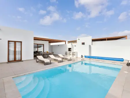 Villa 4 chambres avec piscine chauffée à Playa Blanca : photo 10
