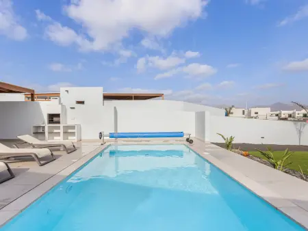 Villa 4 chambres avec piscine chauffée à Playa Blanca : photo 13