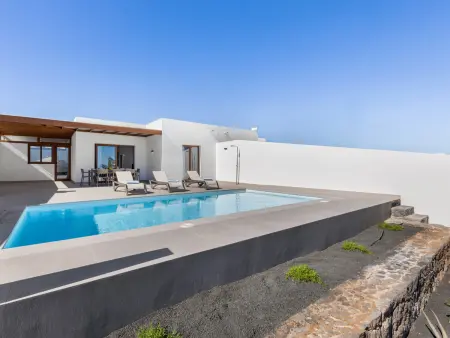 Villa 4 chambres Playa Blanca, piscine chauffée privée : photo 32