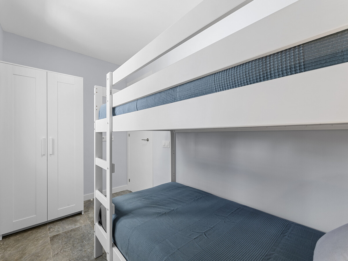 Appartement rénové 4 pers. à Puerto del Carmen, face piscine - Photo 12