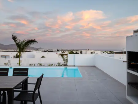 Villa 4 chambres à Playa Blanca, piscine chauffée et jardin : photo 31