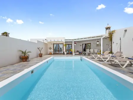Villa Flora à Playa Blanca - 3 chambres, piscine chauffée : photo 4