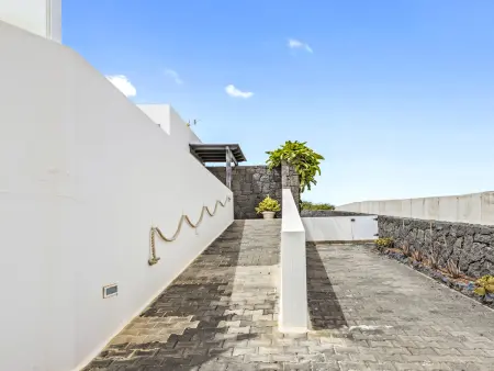 Villa Flora à Playa Blanca - 3 chambres, piscine chauffée : photo 36