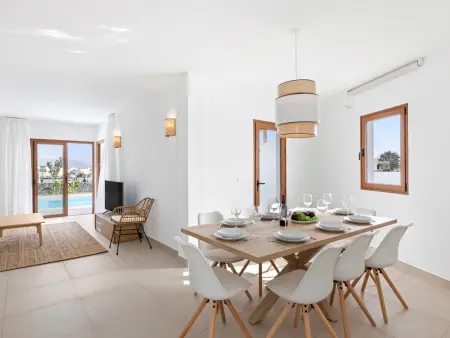 Villa 5 chambres, piscine chauffée et terrasse 169 m² : photo 2