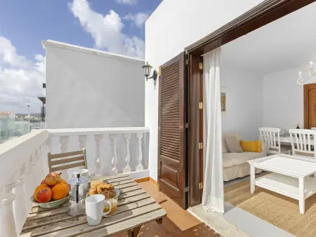 Location appartement à Playa Honda, Maison familiale spacieuse à Playa Honda avec WIFI, proche des plages