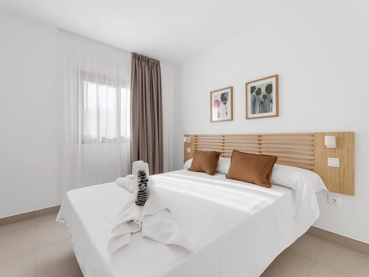 Villa Isamar : 4 chambres, piscine chauffée, vue mer - Photo 12