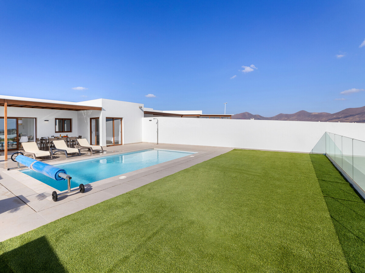 Villa Isamar : 4 chambres, piscine chauffée, vue mer - Photo 13