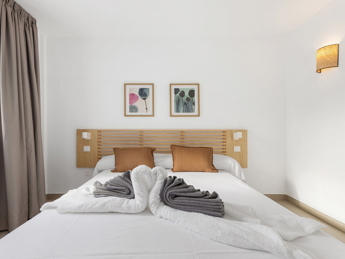 Villa Isamar : 4 chambres, piscine chauffée, vue mer - Photo 18