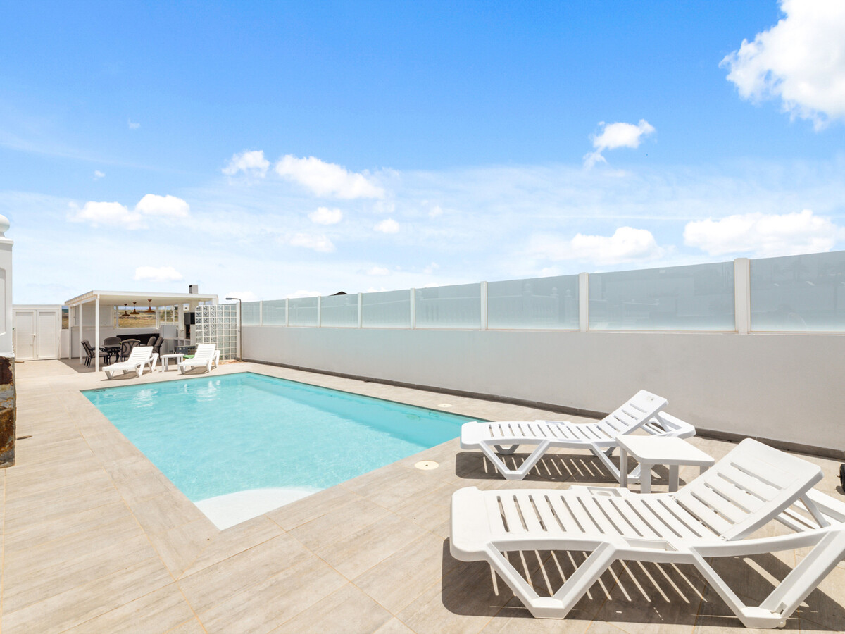 Villa Doña Isidora, piscine chauffée à Costa Teguise - Photo 6