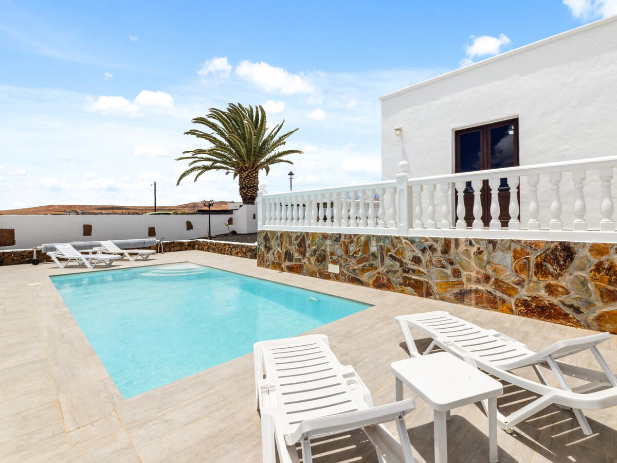 Villa Doña Isidora, piscine chauffée à Costa Teguise - Photo 9