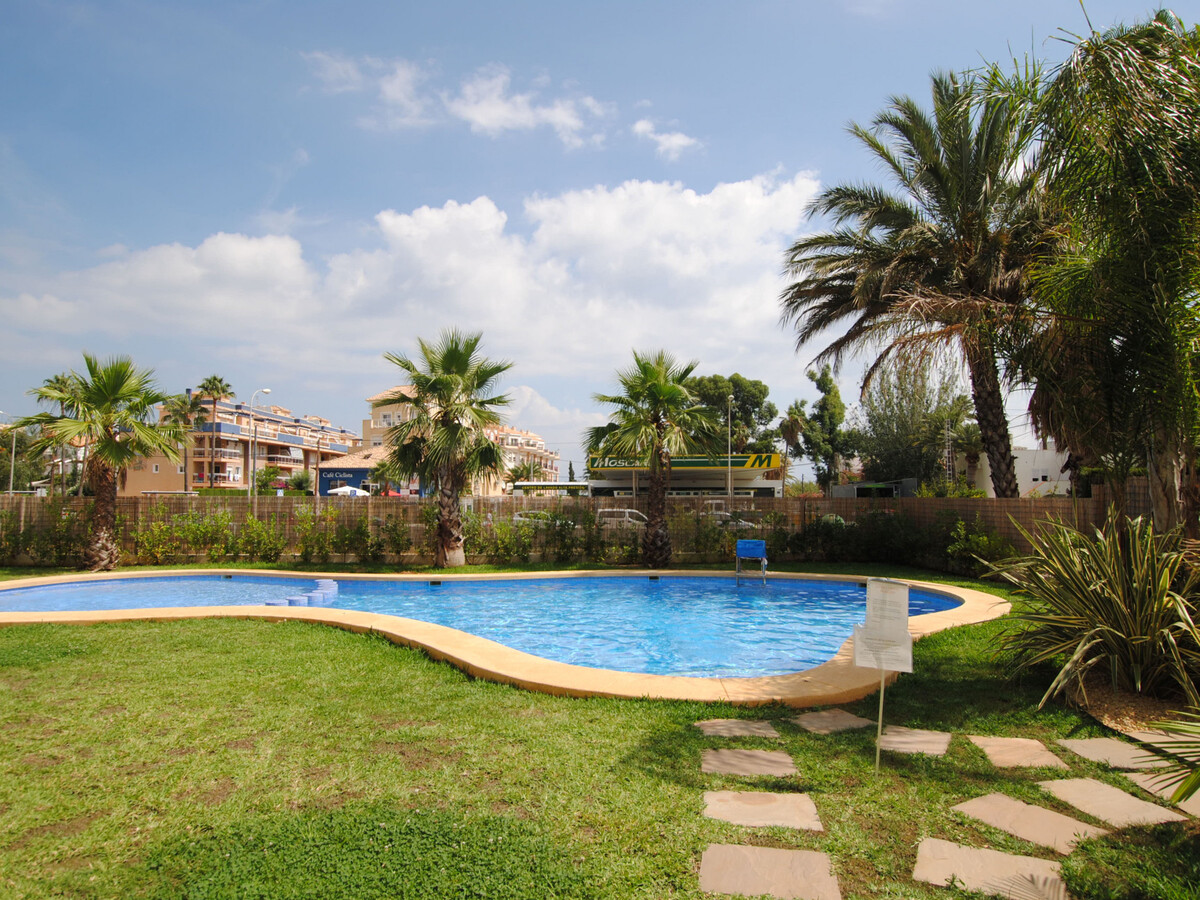 Appartement 94 m² à Denia : terrasse vue mer et piscine - Photo 12