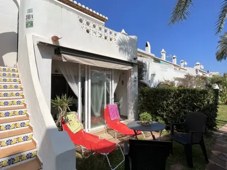 Villa à Denia pour 3 personnes avec piscine commune, à 200m de la plage : photo 5