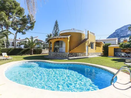 Villa à Denia avec Piscine Privée, 3 Chambres pour 6 Personnes - Photo 1