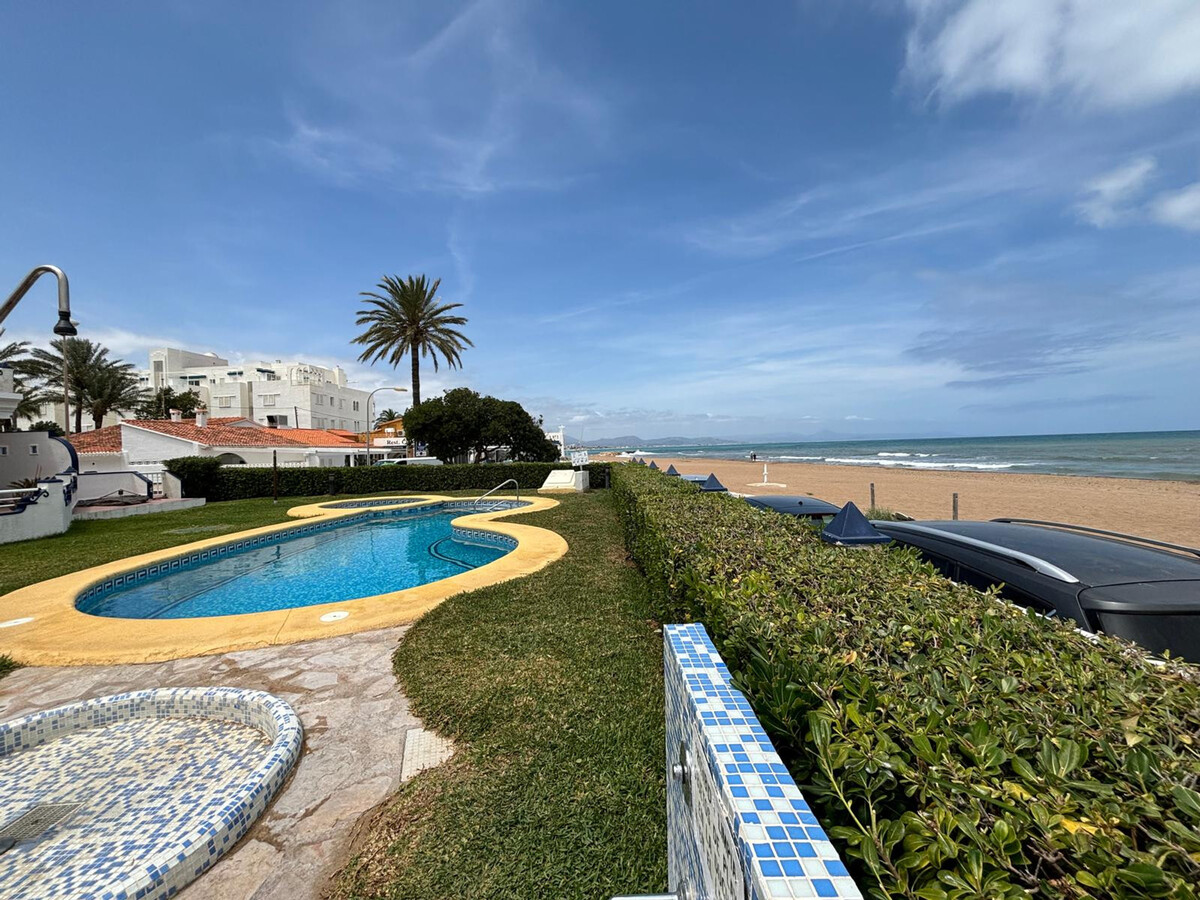 Appartement vue mer en front de plage à Dénia - Photo 4