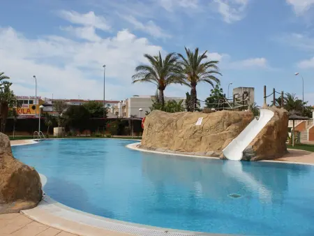 Appartement 3 chambres avec piscine à 300 m de la plage : photo 3