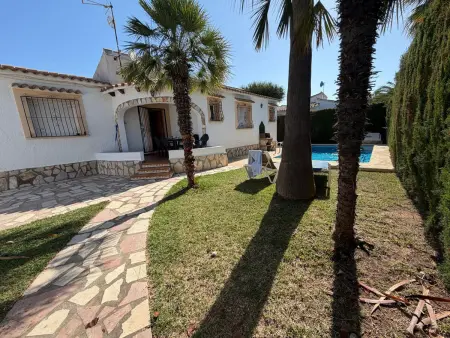 Villa familiale à Denia avec piscine privée, climatisation et animaux admis - Photo 3