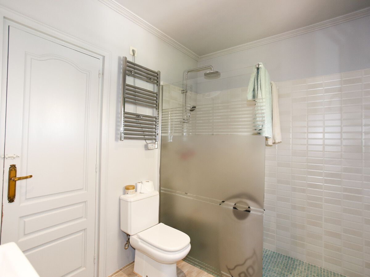 Villa méditerranéenne 4 chambres, piscine privée à Els Poblets - Photo 29