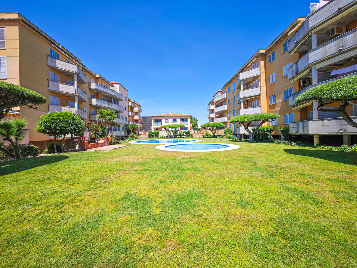 Appartement Millet 8 pers., piscine et parking à Cambrils - Photo 5
