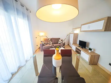 Appartement face mer avec terrasse et piscine à Cambrils : photo 13