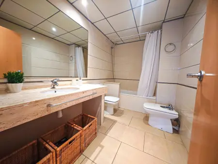 Appartement face mer avec terrasse et piscine à Cambrils : photo 26
