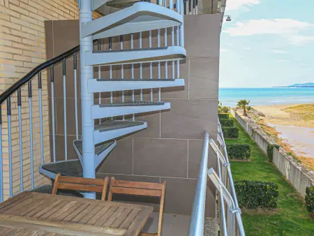 Appartement face mer avec terrasse et piscine à Cambrils : photo 30